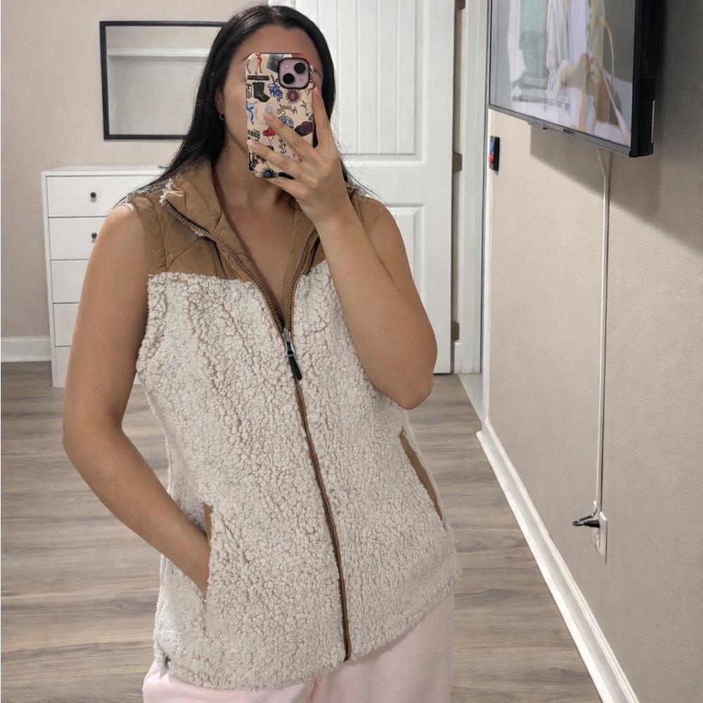 Reversible Cozy White and Tan Sherpa Vest